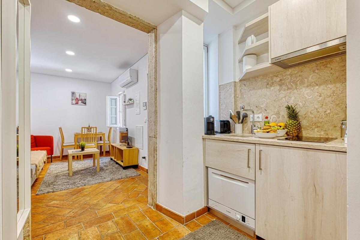 Beautiful Flat In Amazing Location Lisbon