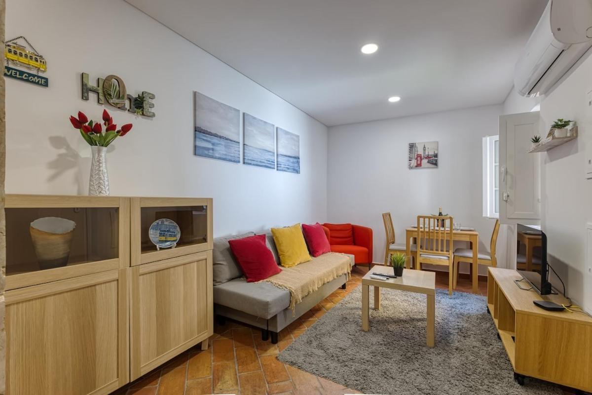 Apartment Beautiful Flat In Amazing Location Lisbon